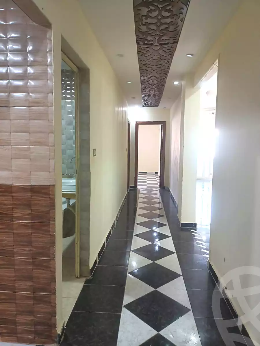 https://aqarmap.com.eg/ar/listing/7258861-for-sale-alexandria-al-agamy-el-hanouvel-radwan-st