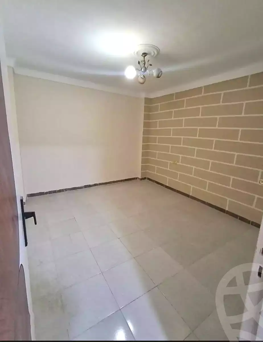 https://aqarmap.com.eg/en/listing/7259183-for-sale-alexandria-lsywf-el-falki