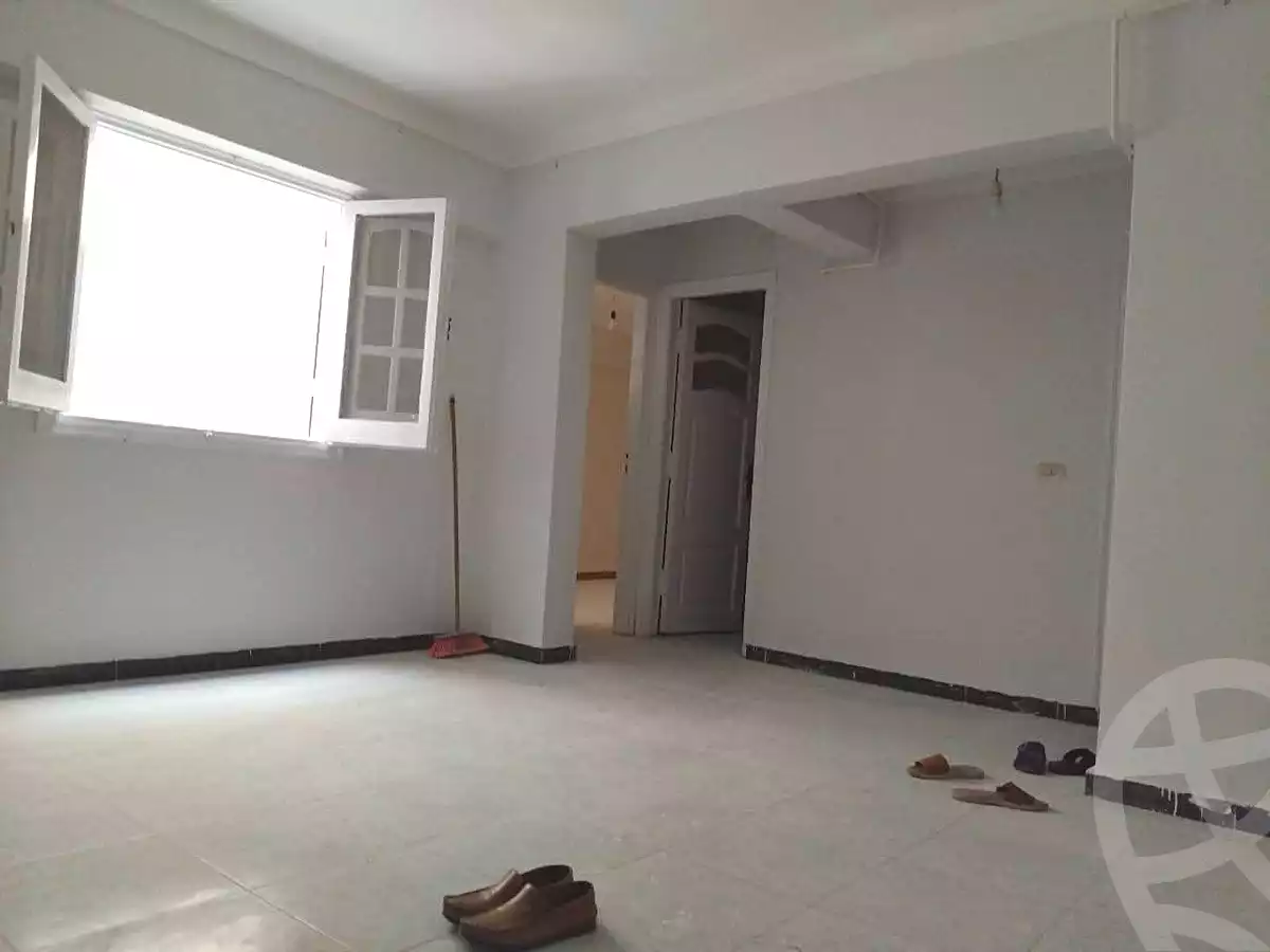 https://aqarmap.com.eg/ar/listing/7259214-for-rent-alexandria-al-agamy-el-hanouvel-el-warsha-st