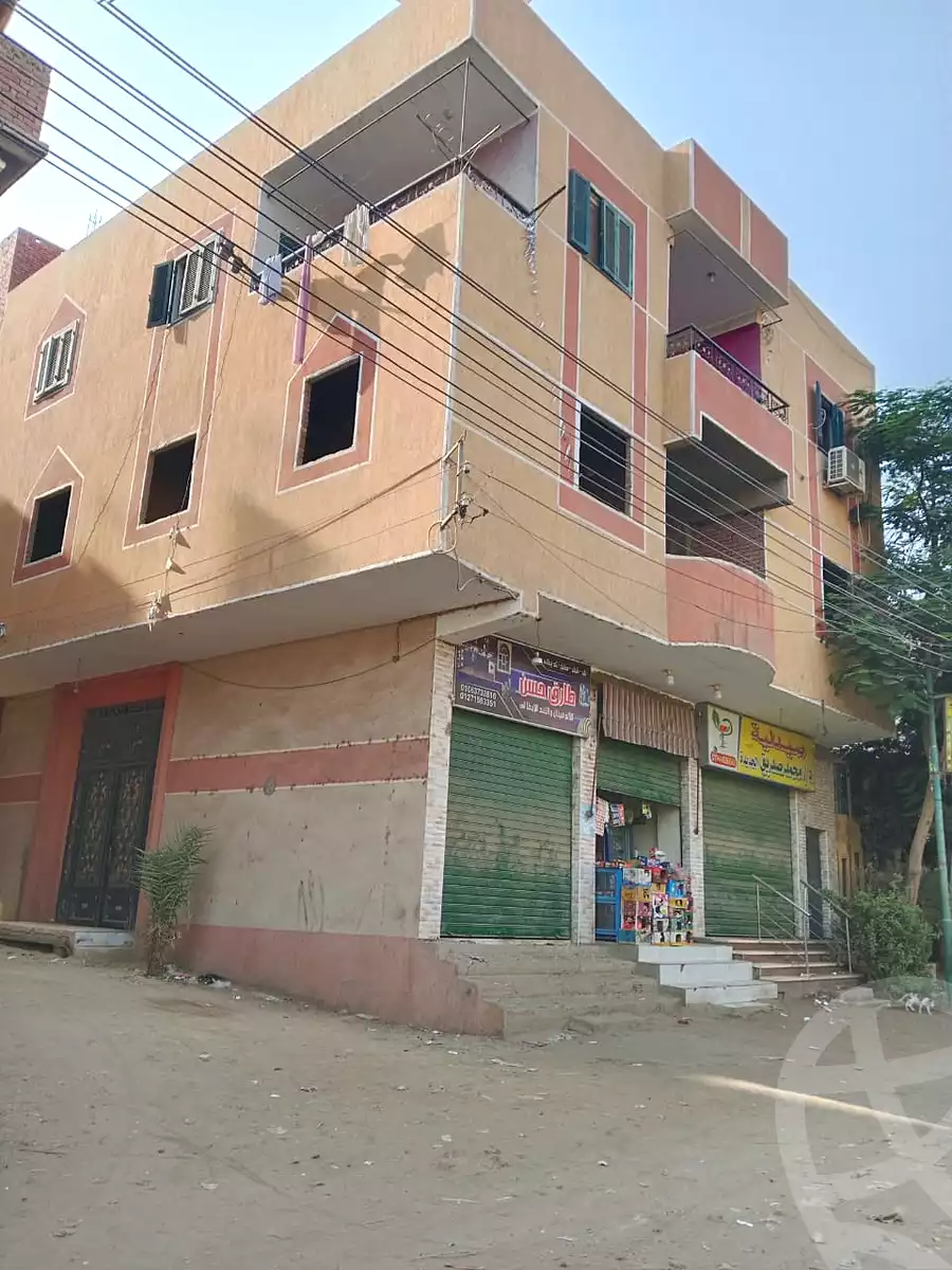 https://aqarmap.com.eg/en/listing/7259373-for-sale-qalyubia-qlioub-meet-halfa