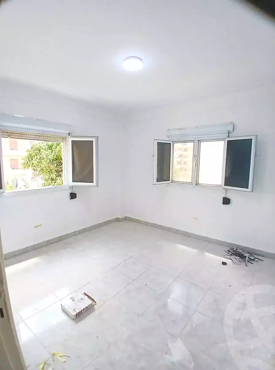 https://aqarmap.com.eg/en/listing/7259591-for-sale-alexandria-al-agamy-el-kilo-21