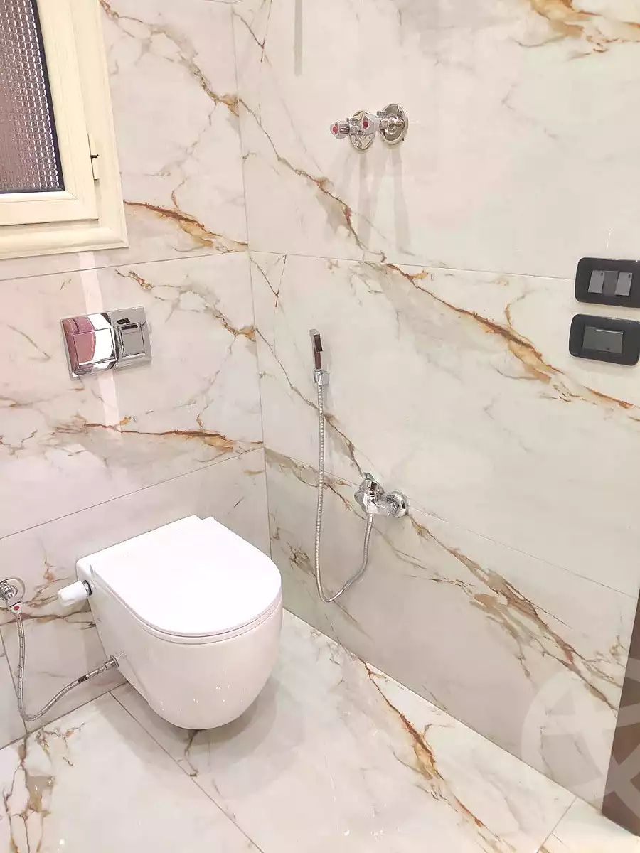 https://aqarmap.com.eg/ar/listing/7259631-for-rent-cairo-helwan-hadayek-helwan-nile-corniche-st