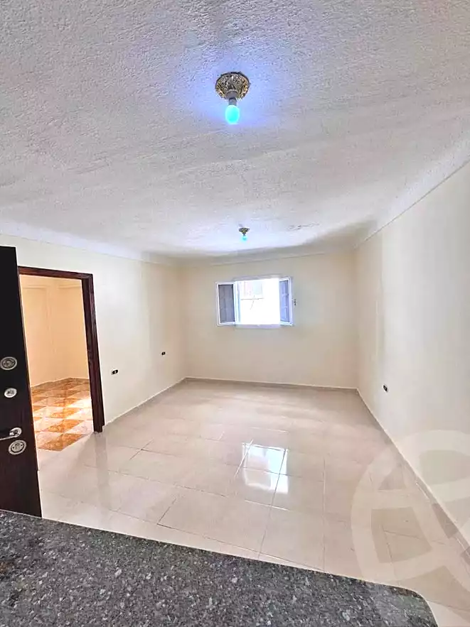 https://aqarmap.com.eg/ar/listing/7259663-for-sale-alexandria-el-asafra-shr-45