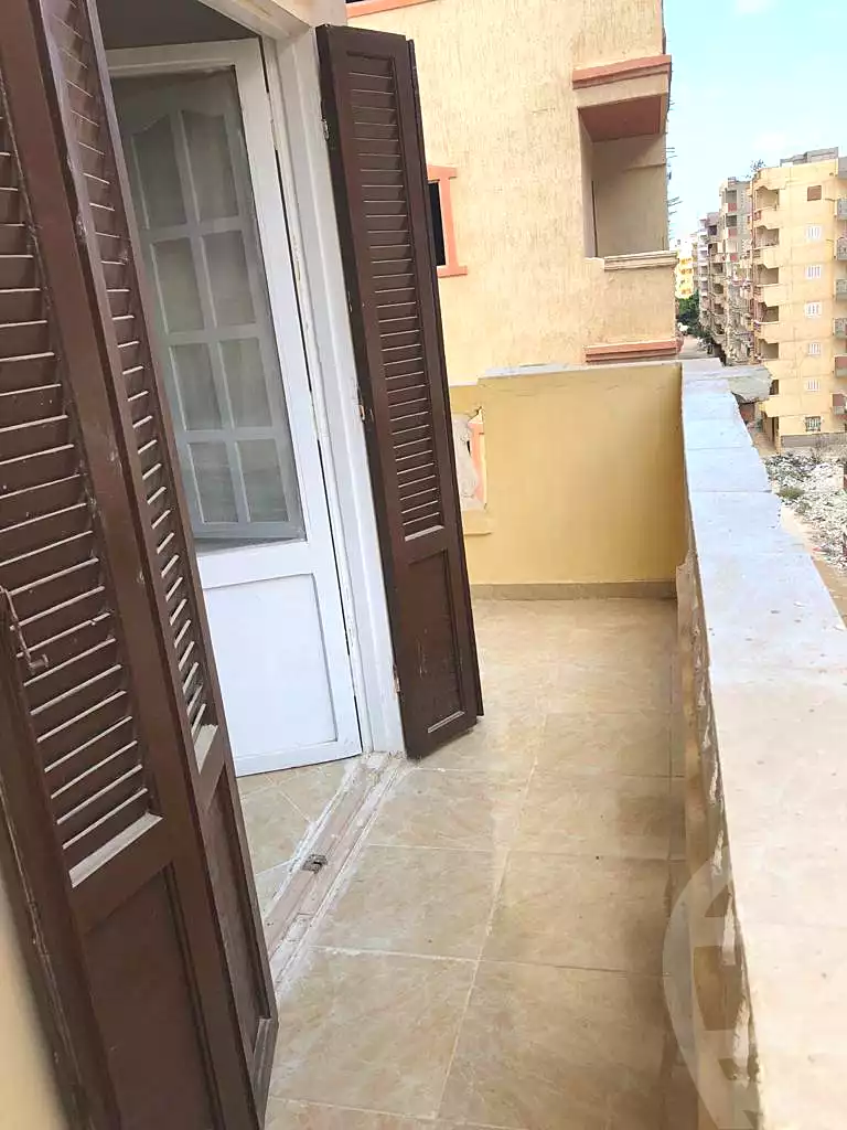 https://aqarmap.com.eg/ar/listing/7259791-for-sale-alexandria-al-agamy-bw-ywsf-hosni-mubarak-st