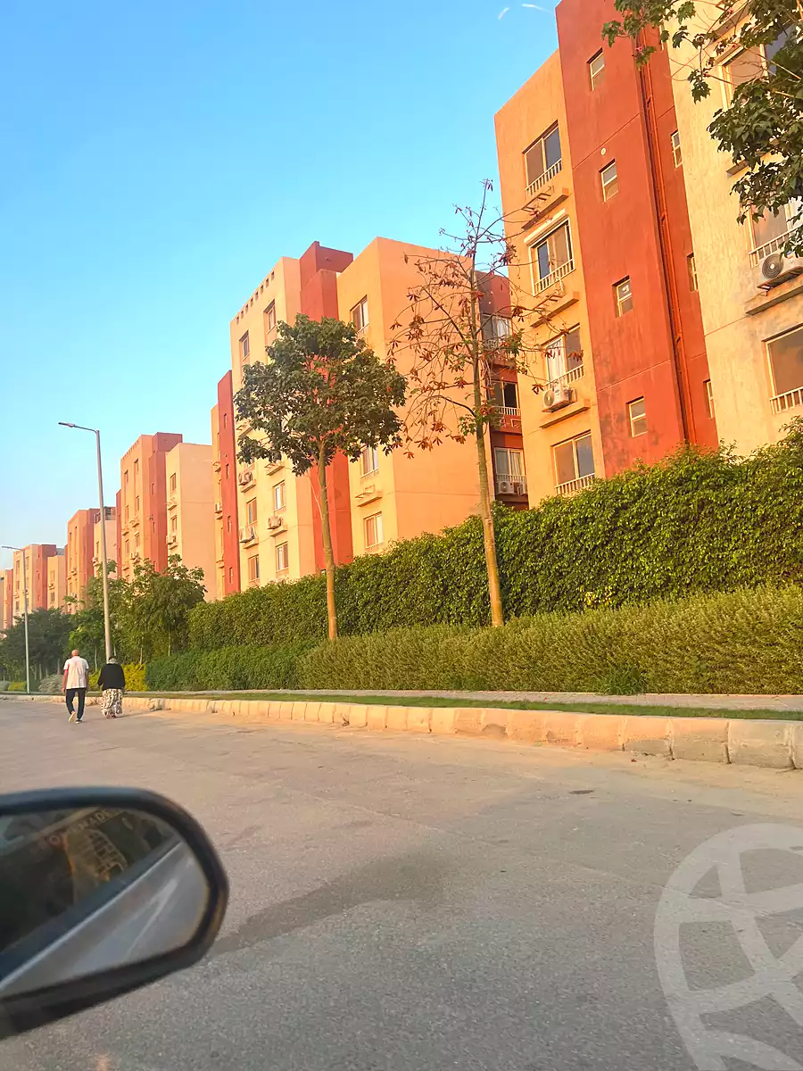 https://aqarmap.com.eg/ar/listing/7259839-for-sale-cairo-new-cairo-compounds-brwmynd-ryzydns-wdy-djl-llttwyr