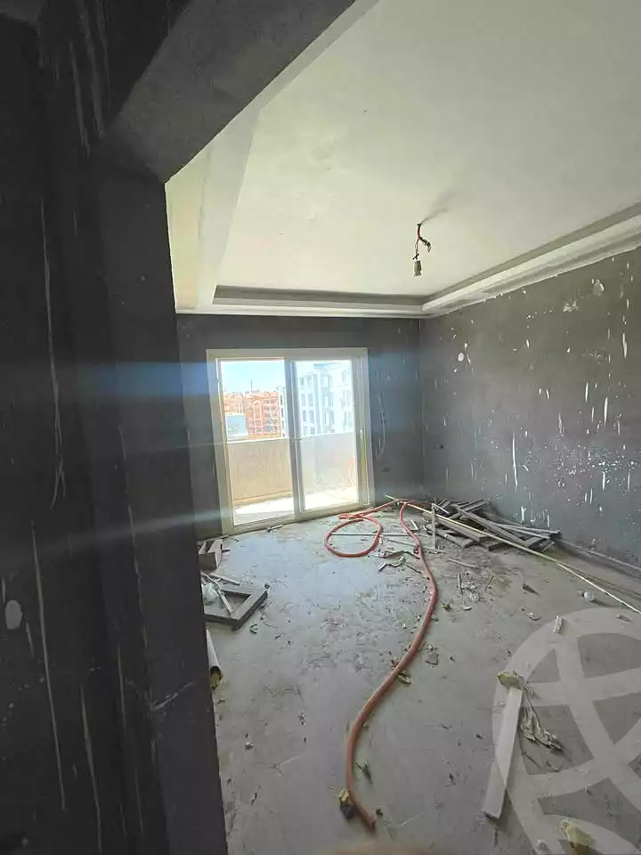 https://aqarmap.com.eg/en/listing/7259967-for-sale-cairo-new-cairo-compounds-kmbwnd-kryk-twn-il-cazar