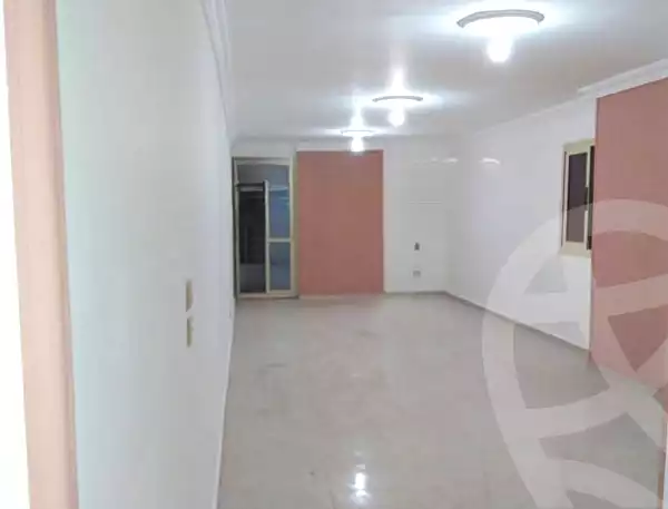 https://aqarmap.com.eg/ar/listing/7260058-for-sale-alexandria-el-asafra-l-sfr-bhry