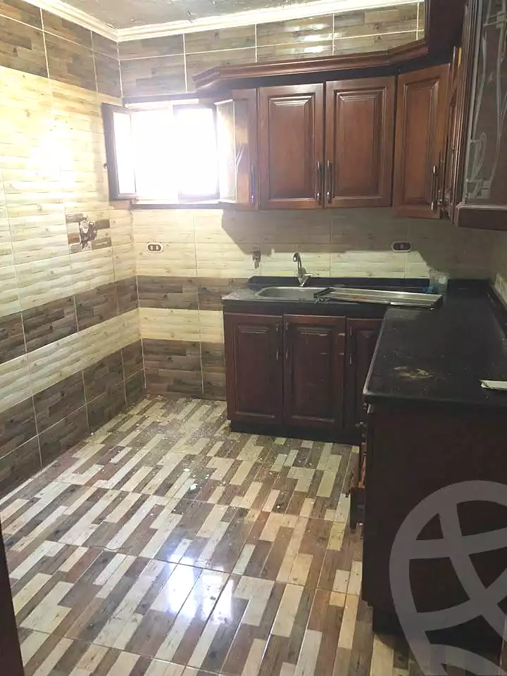 https://aqarmap.com.eg/en/listing/7260239-for-sale-alexandria-ganaklis