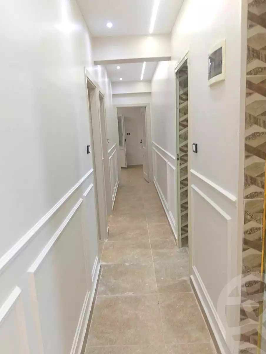 https://aqarmap.com.eg/en/listing/7260413-for-sale-alexandria-al-agamy-el-hanouvel-radwan-st