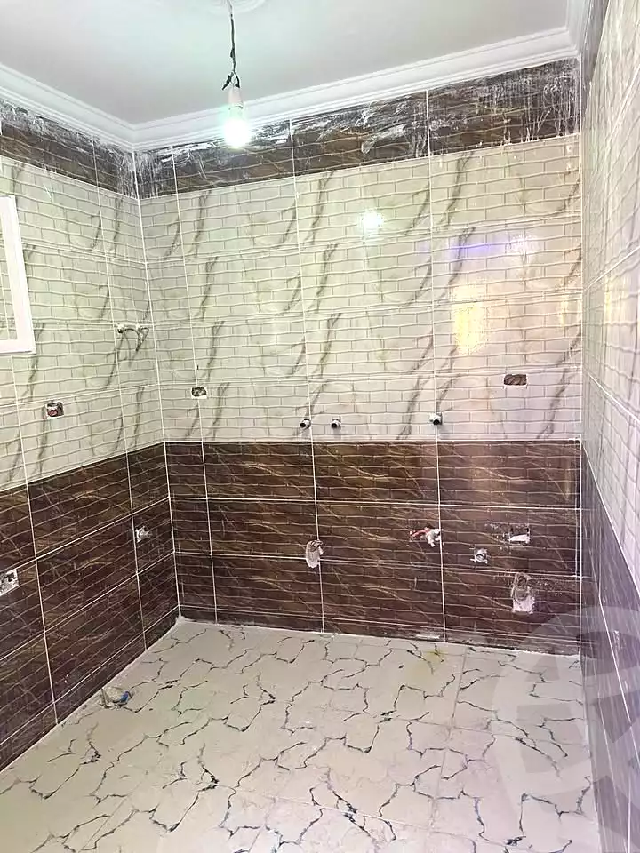 https://aqarmap.com.eg/ar/listing/7260632-for-sale-alexandria-al-agamy-el-hanouvel-abo-el-shawareb-st
