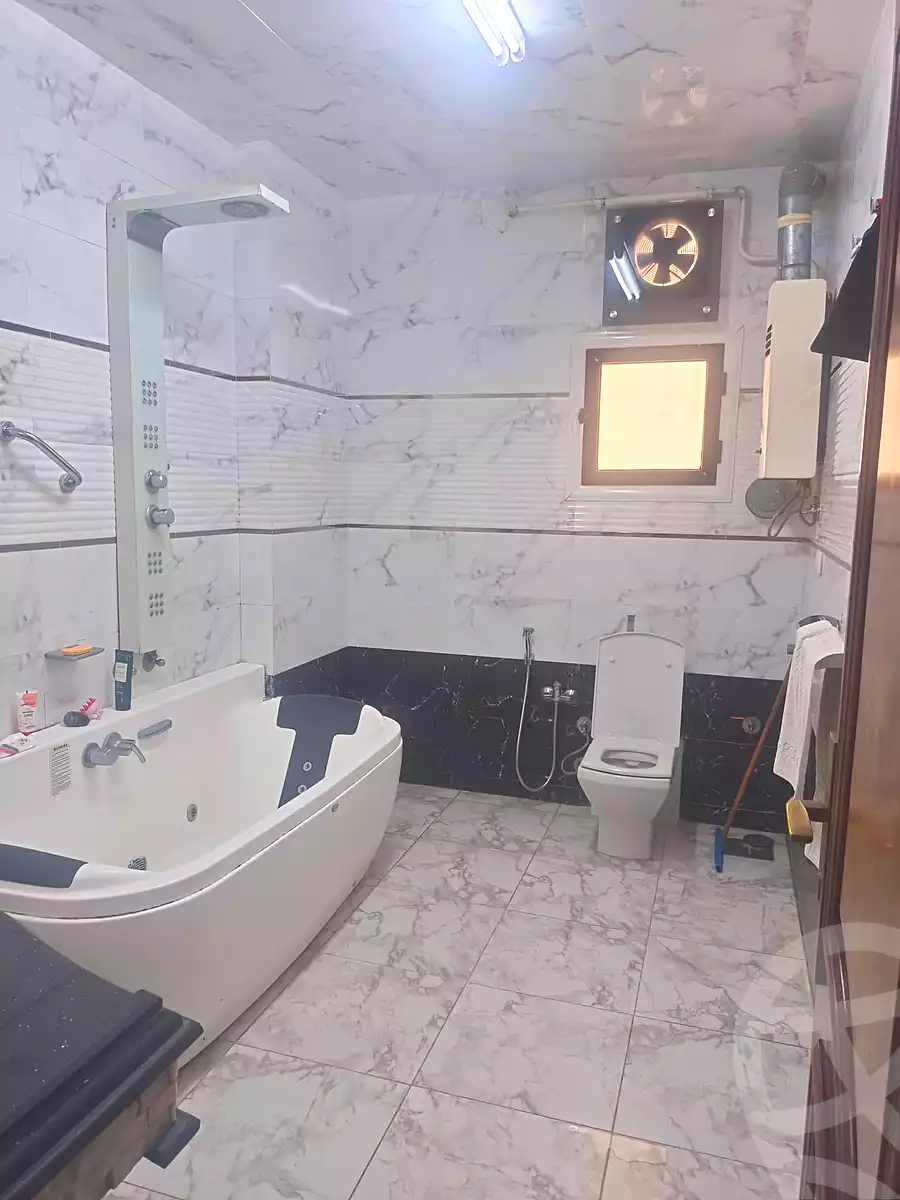 https://aqarmap.com.eg/ar/listing/7260715-for-sale-beheira-damanhour-damanhour-city-abd-el-salam-el-shazly-st