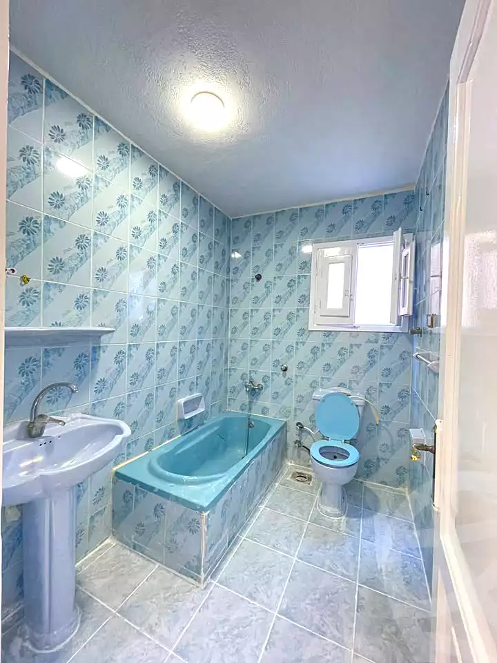 https://aqarmap.com.eg/en/listing/7260761-for-sale-alexandria-al-agamy-shataa-el-nakheel