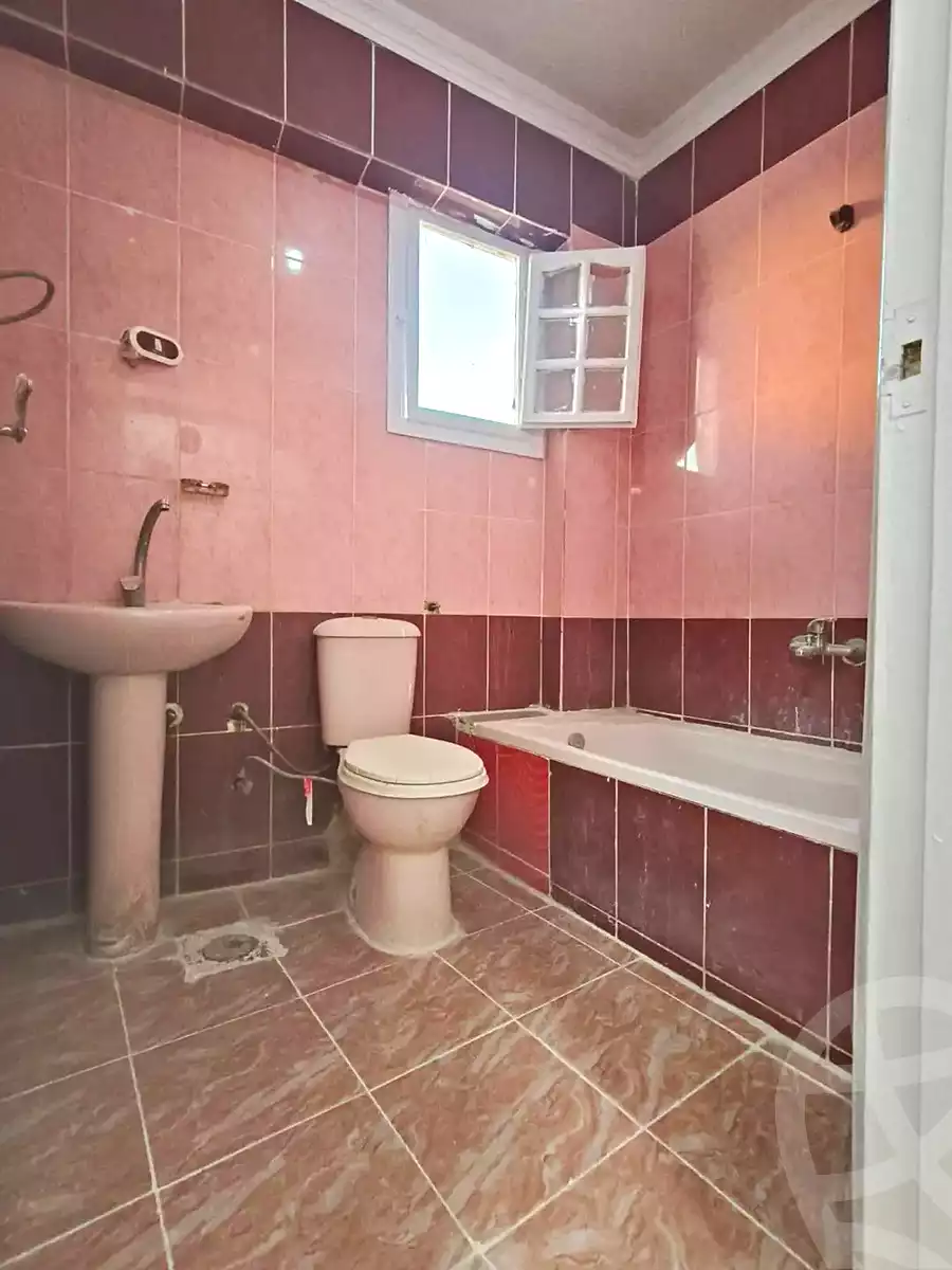 https://aqarmap.com.eg/ar/listing/7261088-for-sale-alexandria-al-agamy-shataa-el-nakheel