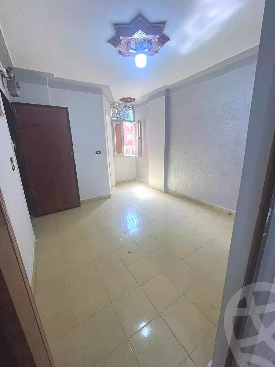 https://aqarmap.com.eg/ar/listing/7262105-for-sale-alexandria-el-asafra-l-sfr-bhry