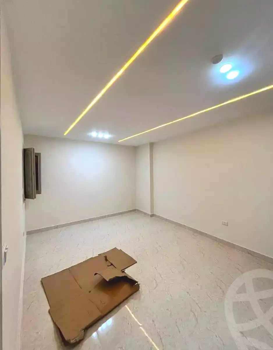 https://aqarmap.com.eg/en/listing/7262406-for-sale-alexandria-el-asafra-l-sfr-bhry-el-geish-rd