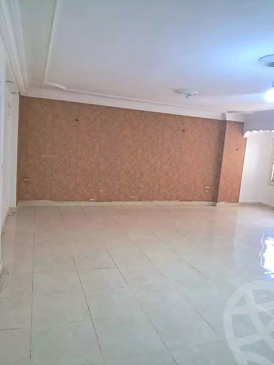 https://aqarmap.com.eg/en/listing/7262469-for-sale-cairo-ain-shams-jsr-lswys