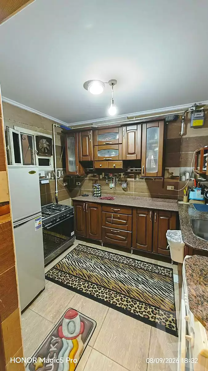 https://aqarmap.com.eg/ar/listing/7262470-for-sale-cairo-helwan-mohamed-sayed-ahmed-st