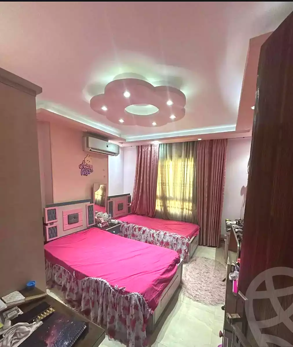 https://aqarmap.com.eg/ar/listing/7262772-for-sale-alexandria-sydy-bshr-sydy-bshr-bhry-mohamed-el-srafi-st.