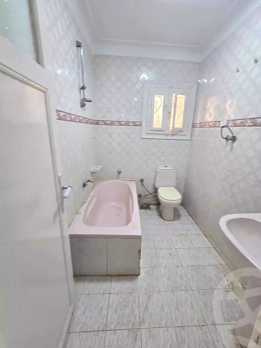 https://aqarmap.com.eg/en/listing/7263088-for-sale-alexandria-al-agamy