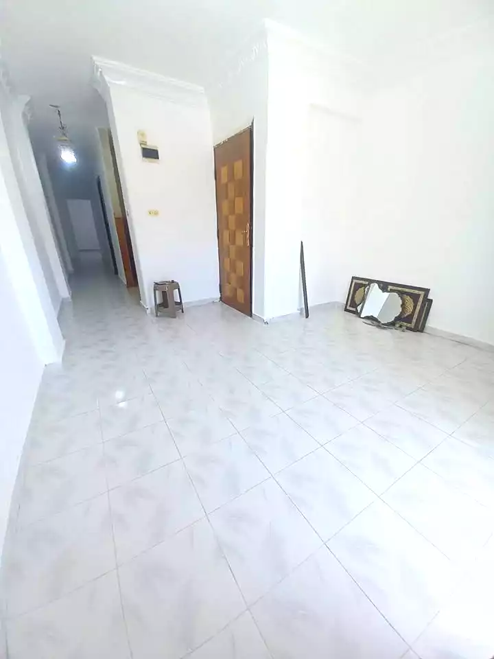 https://aqarmap.com.eg/en/listing/7263183-for-sale-alexandria-sydy-bshr