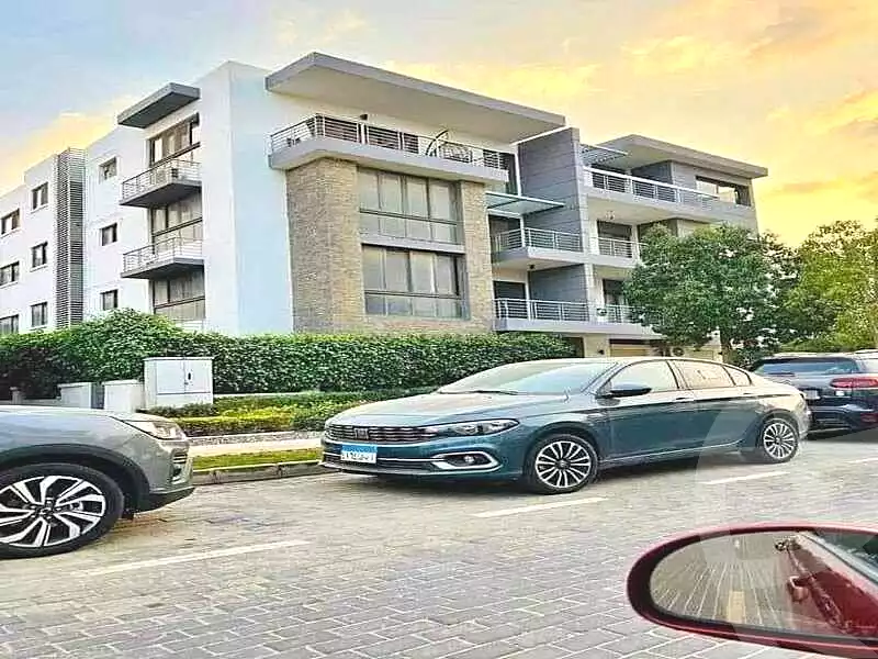 https://aqarmap.com.eg/ar/listing/7263792-for-sale-cairo-new-cairo-compounds-tag-city-shalya-taj-city