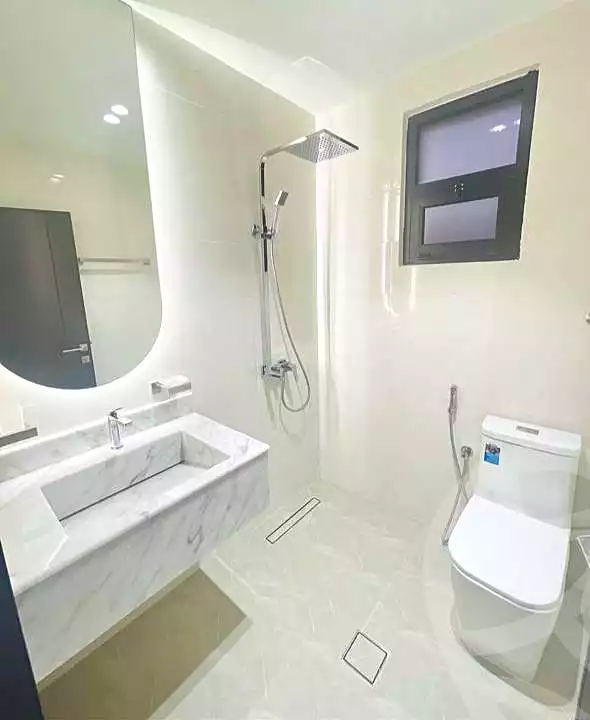 https://aqarmap.com.eg/ar/listing/7263847-for-sale-cairo-new-cairo-compounds-sarai-esse-residence-sarai