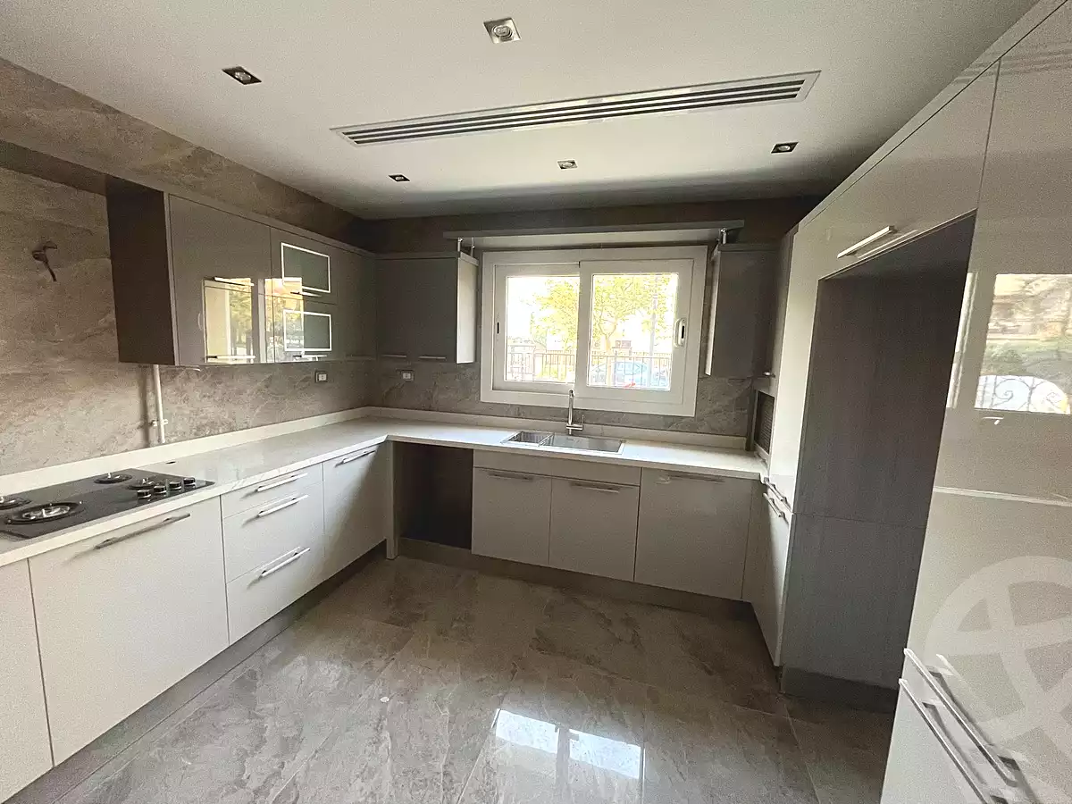 https://aqarmap.com.eg/ar/listing/7263847-for-sale-cairo-new-cairo-compounds-sarai-esse-residence-sarai