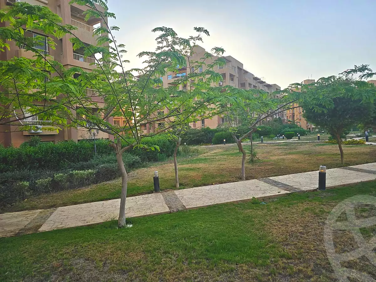 https://aqarmap.com.eg/ar/listing/7263888-for-sale-cairo-6th-of-october-compounds-garden-hills