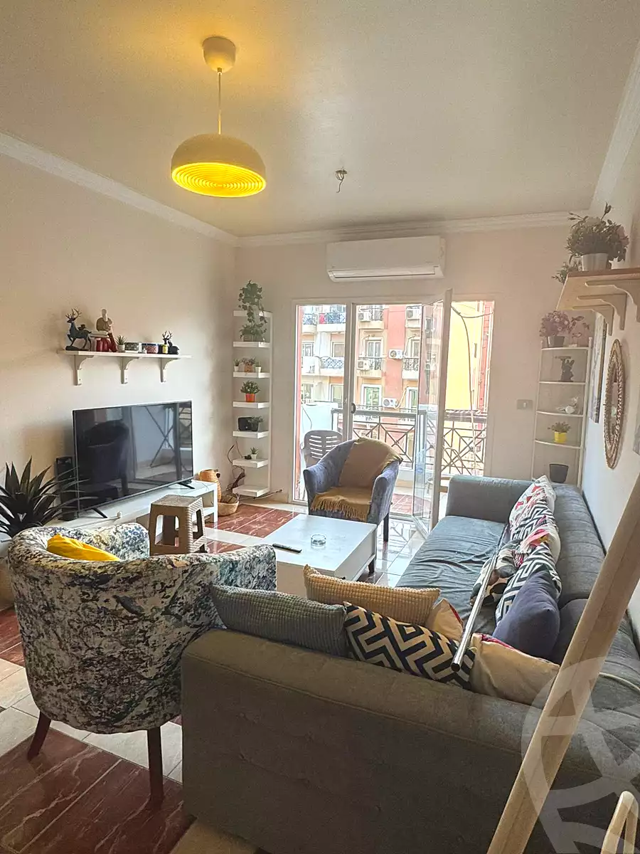 https://aqarmap.com.eg/ar/listing/7263553-for-rent-cairo-el-sheikh-zayed-city-compounds-rawdet-zayed