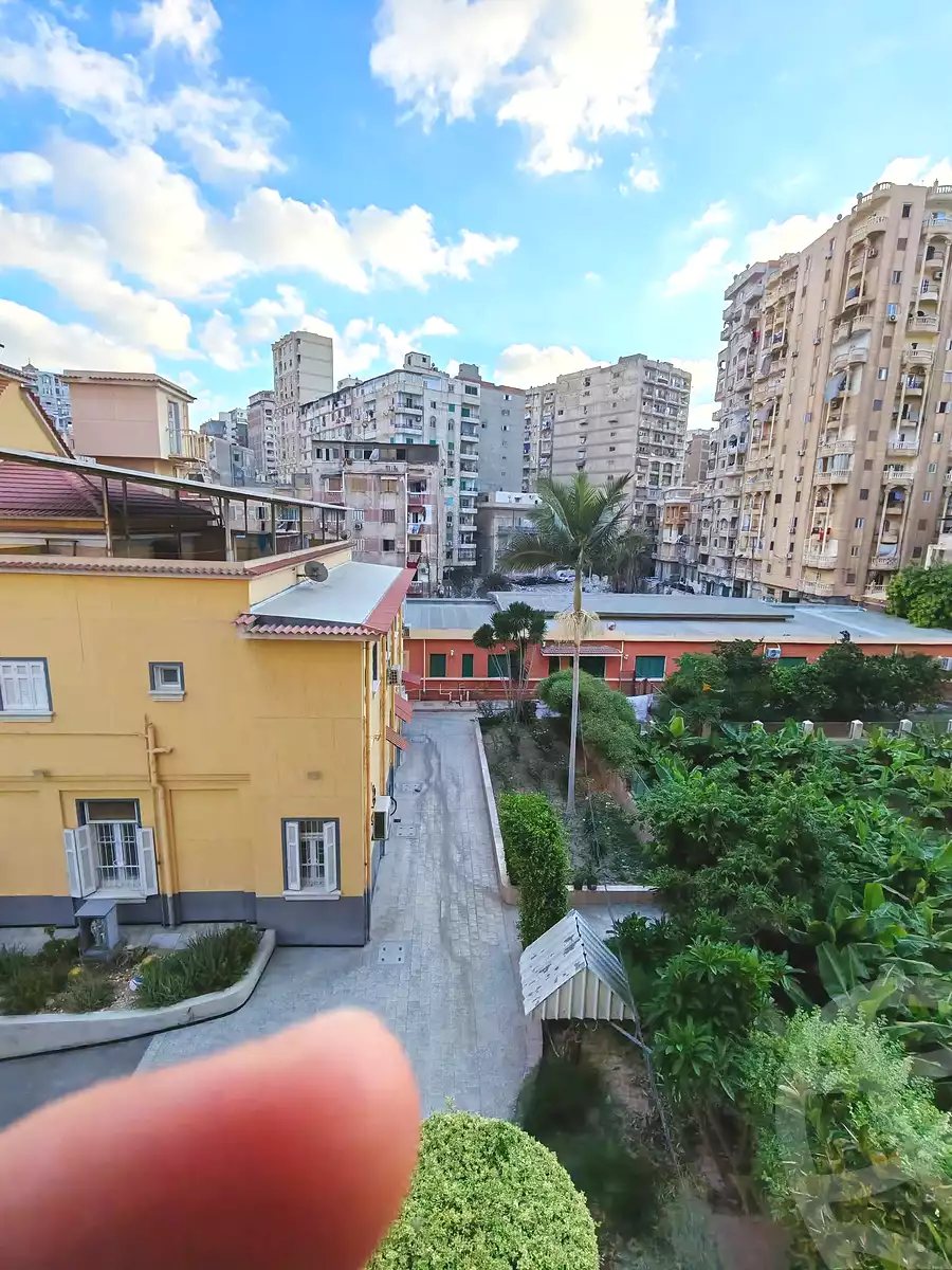 https://aqarmap.com.eg/ar/listing/7263918-for-sale-alexandria-moharram-bey