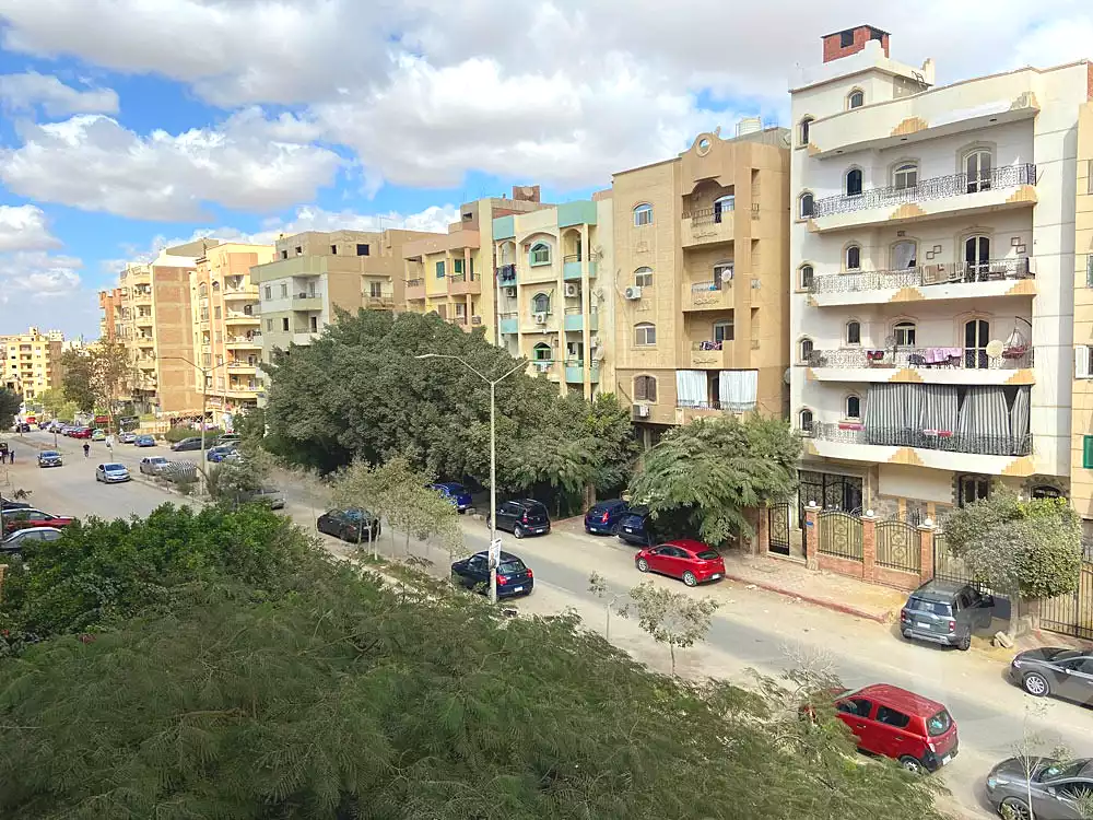 https://aqarmap.com.eg/en/listing/7263989-for-rent-cairo-6th-of-october-el-ahyaa-neighborhood-4th