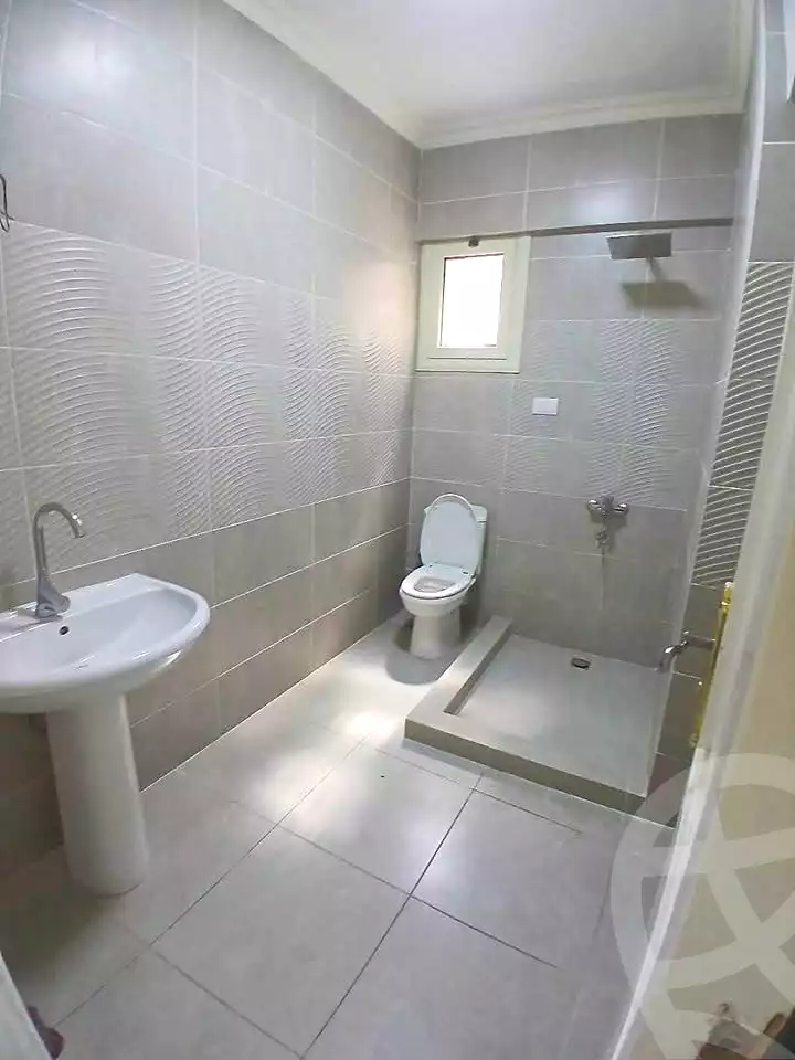https://aqarmap.com.eg/en/listing/7264004-for-sale-alexandria-lauran-shr-bw-qyr-tryq-lhry