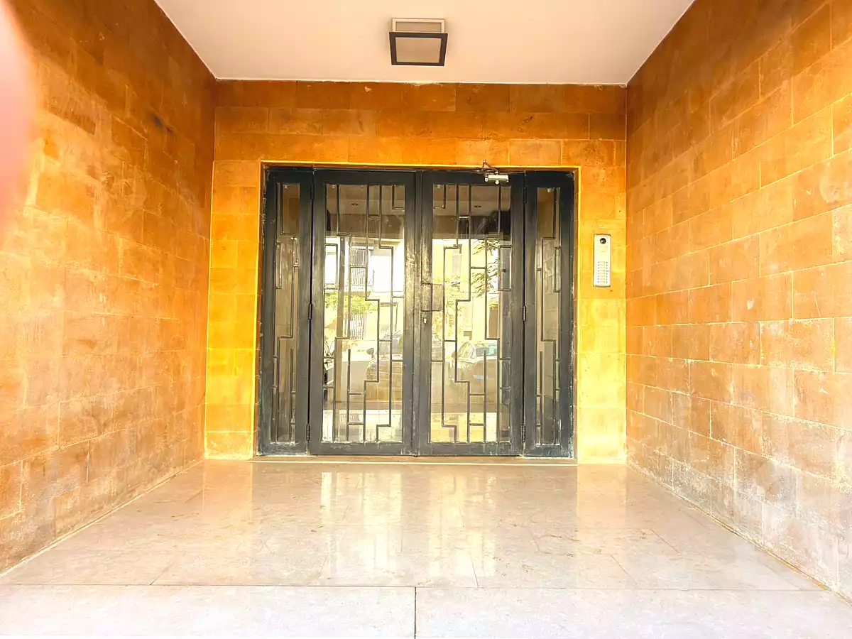 https://aqarmap.com.eg/en/listing/7264036-for-rent-cairo-el-sheikh-zayed-city-compounds-the-courtyard