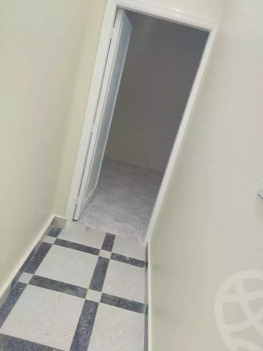https://aqarmap.com.eg/en/listing/7264144-for-sale-cairo-helwan-helwan-el-sharkeya-thabit-basha-st
