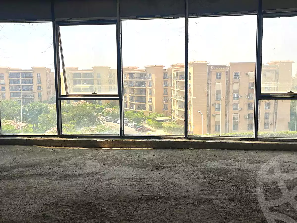 https://aqarmap.com.eg/en/listing/7264389-for-sale-cairo-new-cairo-compounds-cairo-business-park