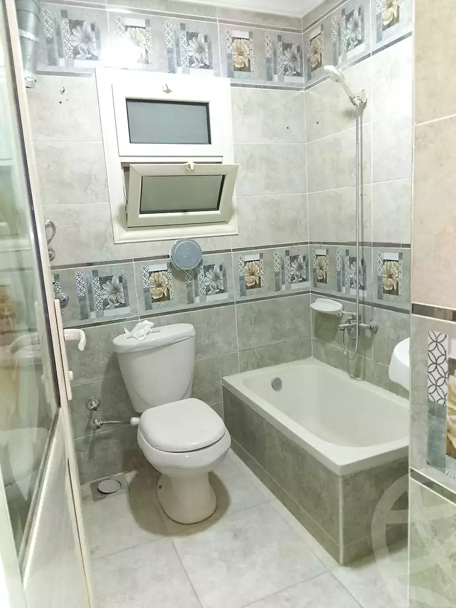 https://aqarmap.com.eg/en/listing/7264780-for-sale-alexandria-new-miami-eskot