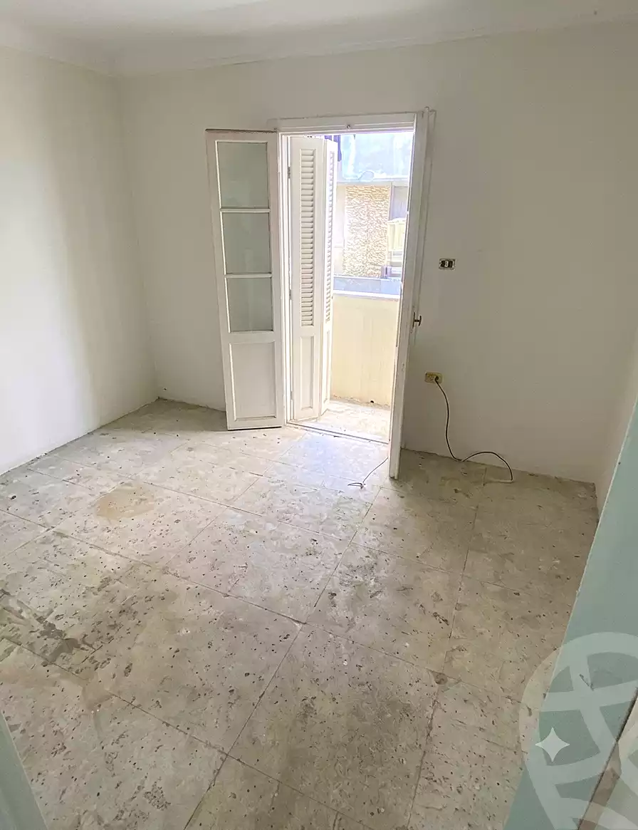 https://aqarmap.com.eg/en/listing/7262926-for-sale-alexandria-ganaklis