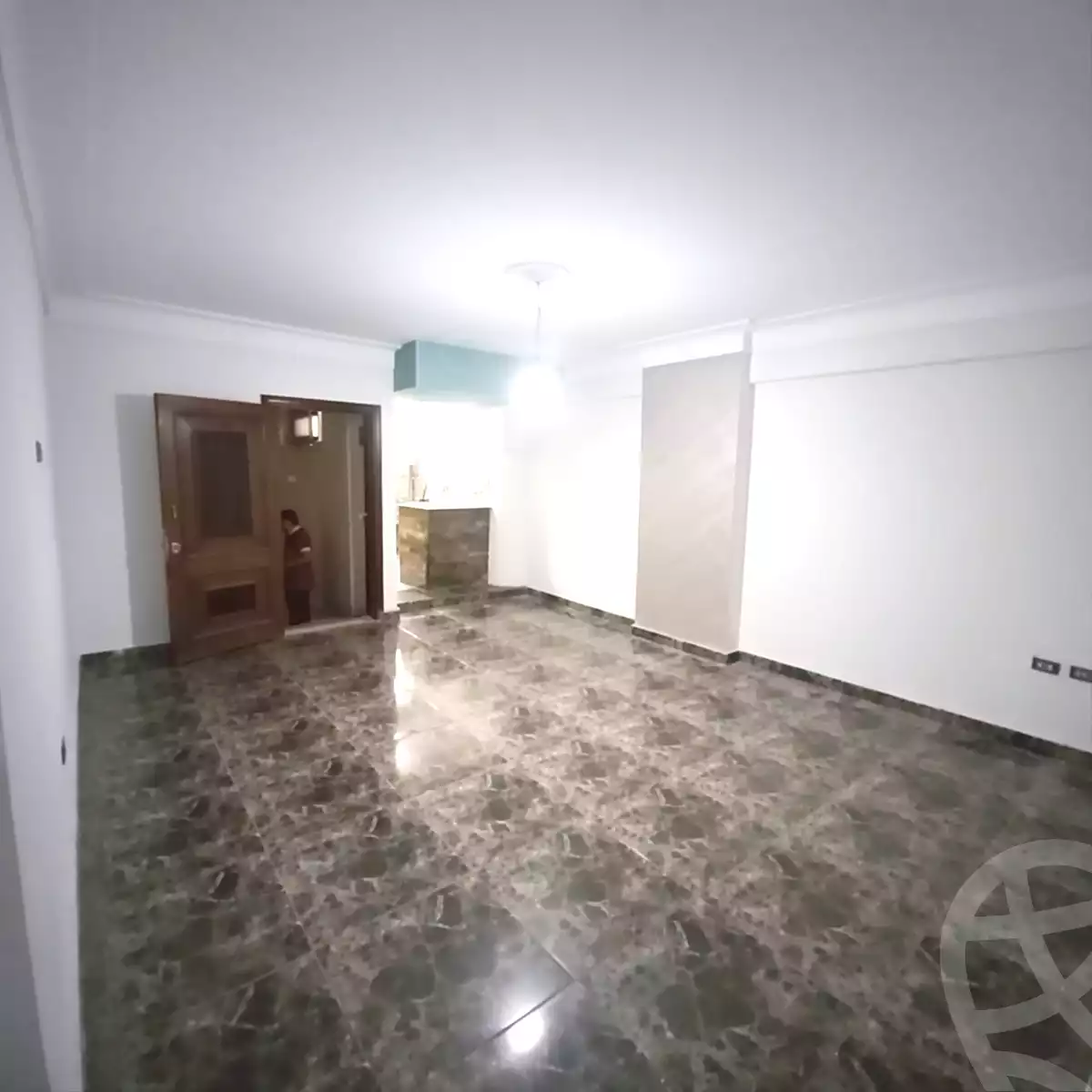 https://aqarmap.com.eg/ar/listing/7265091-for-rent-alexandria-ganaklis