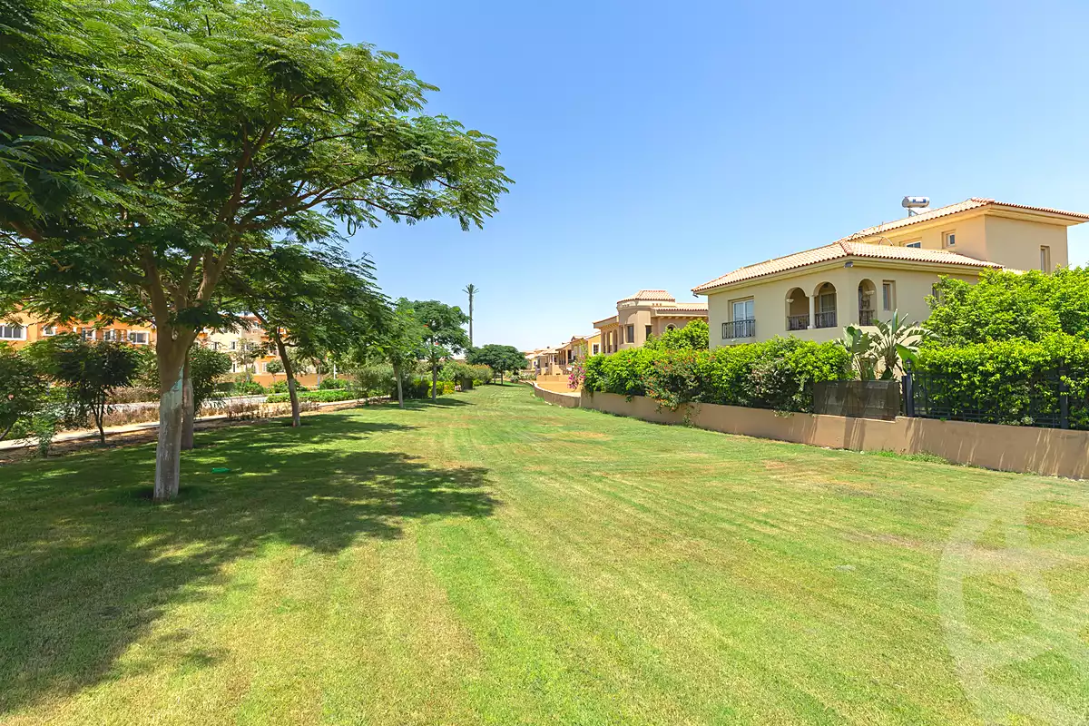 https://aqarmap.com.eg/ar/listing/7265230-for-sale-cairo-new-cairo-compounds-hyde-park-parkway-hyde-park-compound