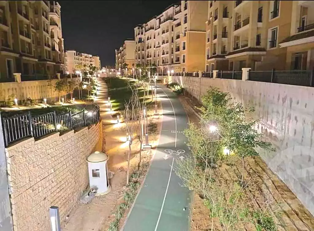 https://aqarmap.com.eg/en/listing/7265289-for-sale-cairo-new-cairo-compounds-sarai-club-views-sarai-compound