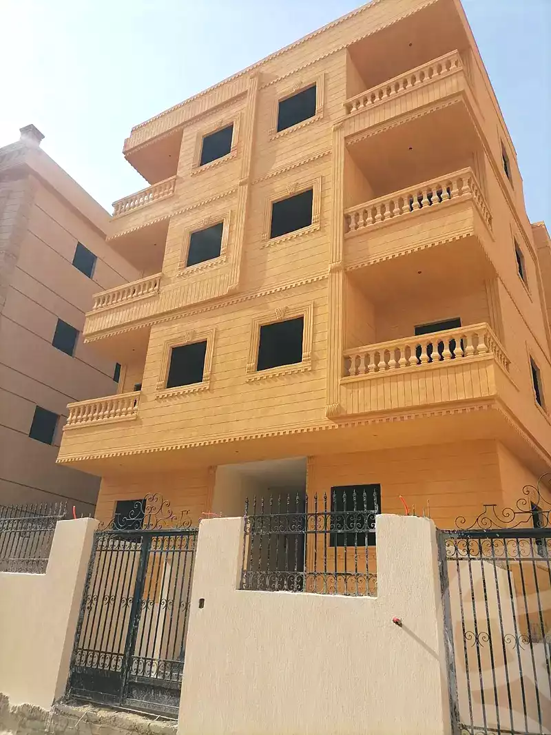 https://aqarmap.com.eg/en/listing/7265403-for-sale-cairo-badr-city-hai-el-ashgar-featured-neighborhood