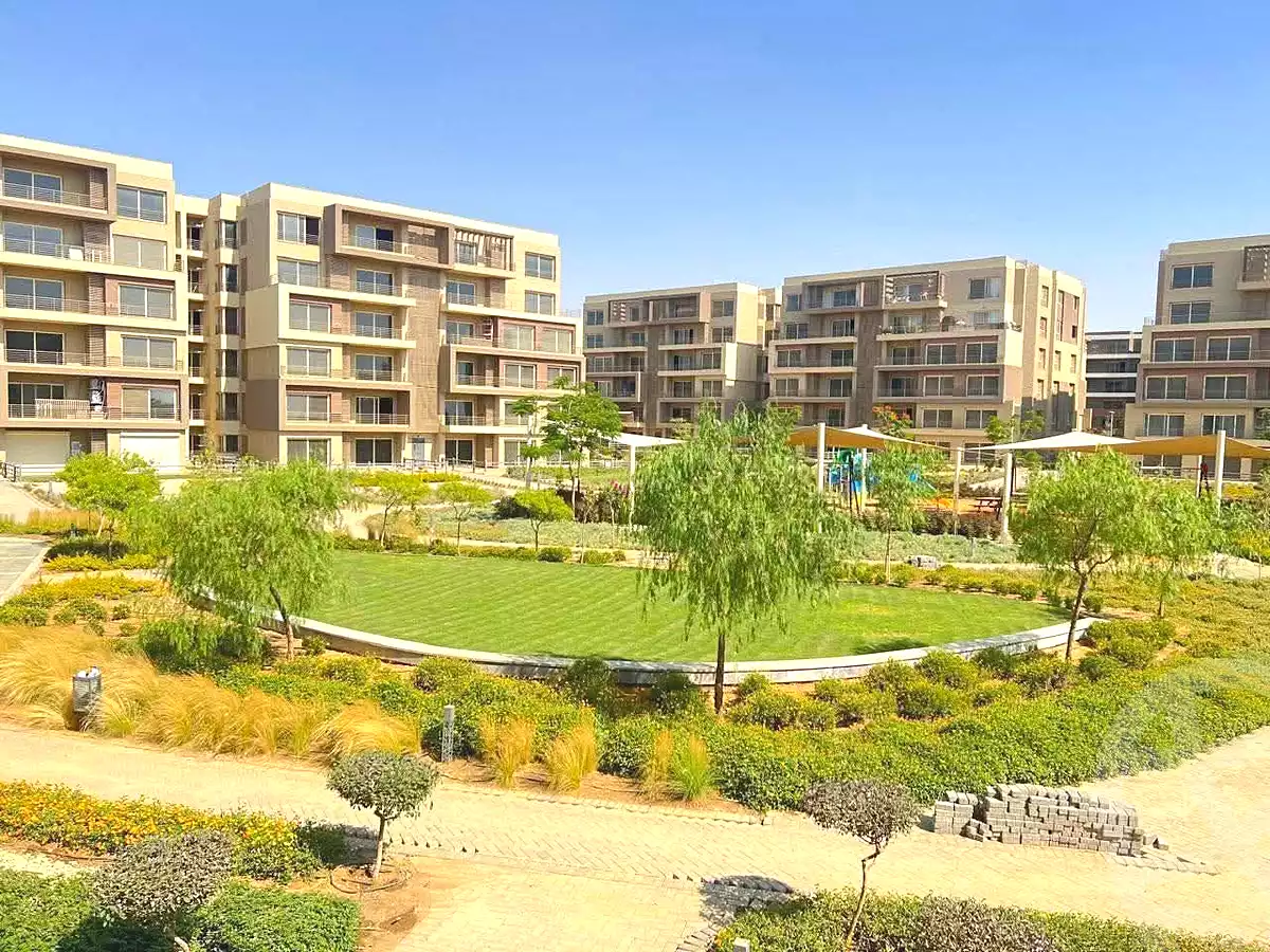 https://aqarmap.com.eg/en/listing/7265483-for-sale-cairo-new-cairo-compounds-blm-hylz-nyw-kyrw