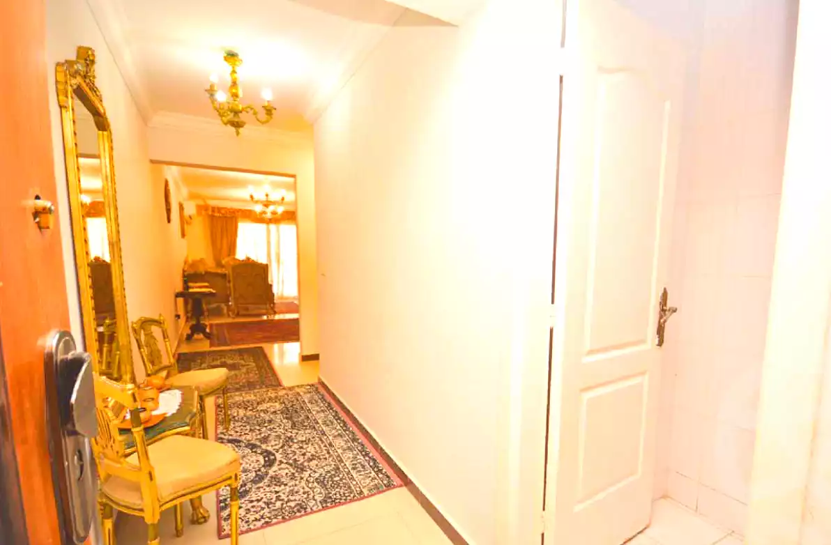 https://aqarmap.com.eg/en/listing/7265758-for-rent-alexandria-el-montazah