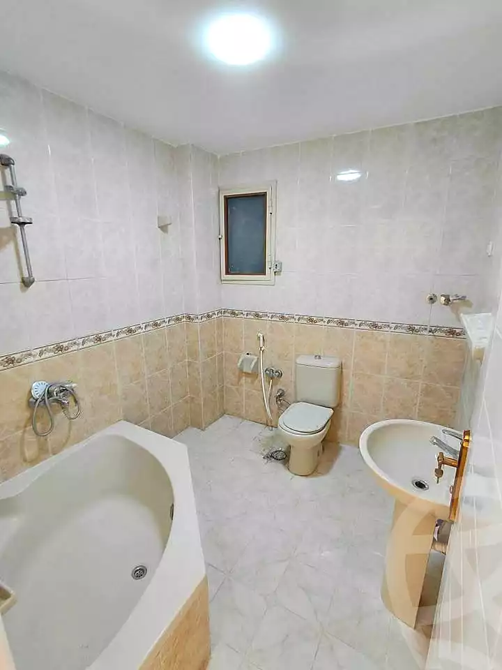 https://aqarmap.com.eg/ar/listing/7265959-for-sale-alexandria-sydy-bshr-sydy-bshr-qbly-tahseen-el-seha-school-st