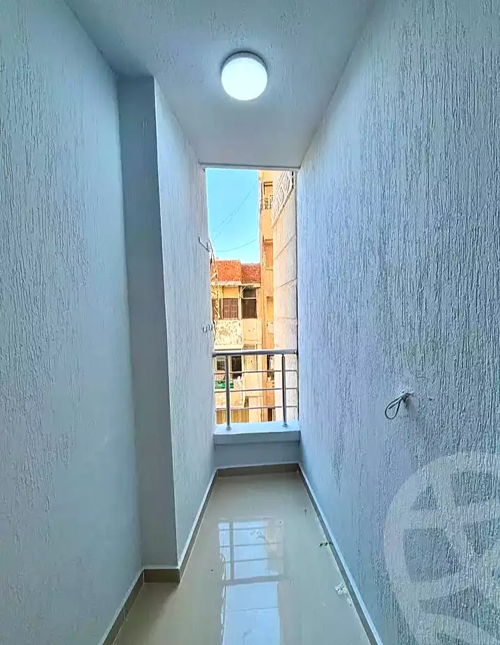 https://aqarmap.com.eg/ar/listing/7265962-for-sale-alexandria-sydy-bshr-sydy-bshr-bhry-shr-mhmwd-l-yswy