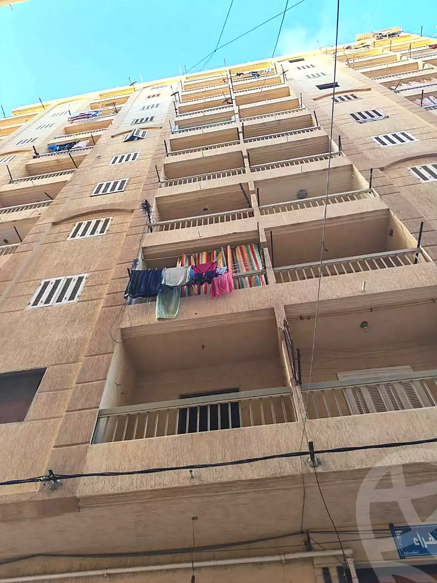https://aqarmap.com.eg/en/listing/7266134-for-sale-alexandria-al-agamy-el-hanouvel-al-asdakaa-st