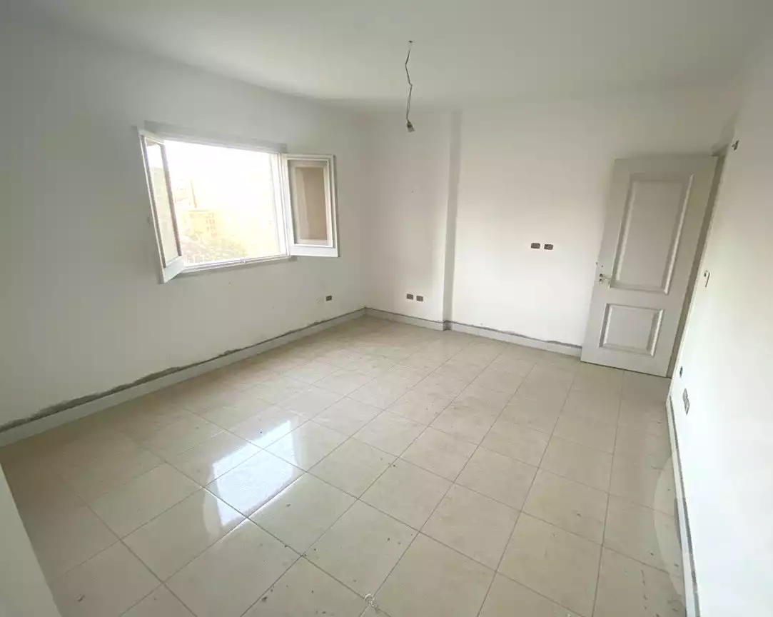 https://aqarmap.com.eg/en/listing/7266231-for-sale-cairo-el-zaytun-lzytwn-lgrby-el-gabal-canal-st