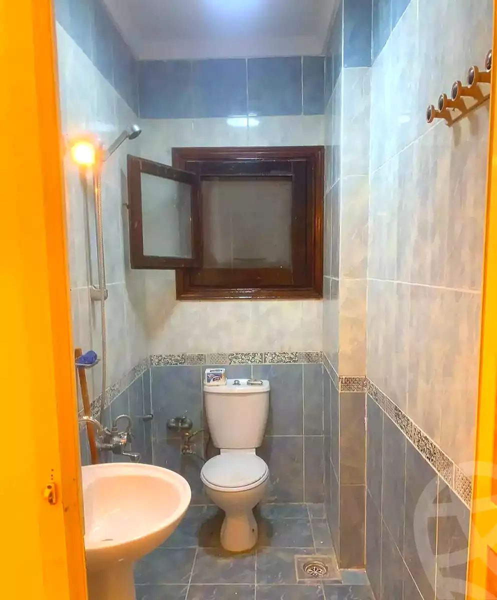 https://aqarmap.com.eg/ar/listing/7266757-for-sale-alexandria-al-agamy-lbytsh-mohamed-el-fardi-st