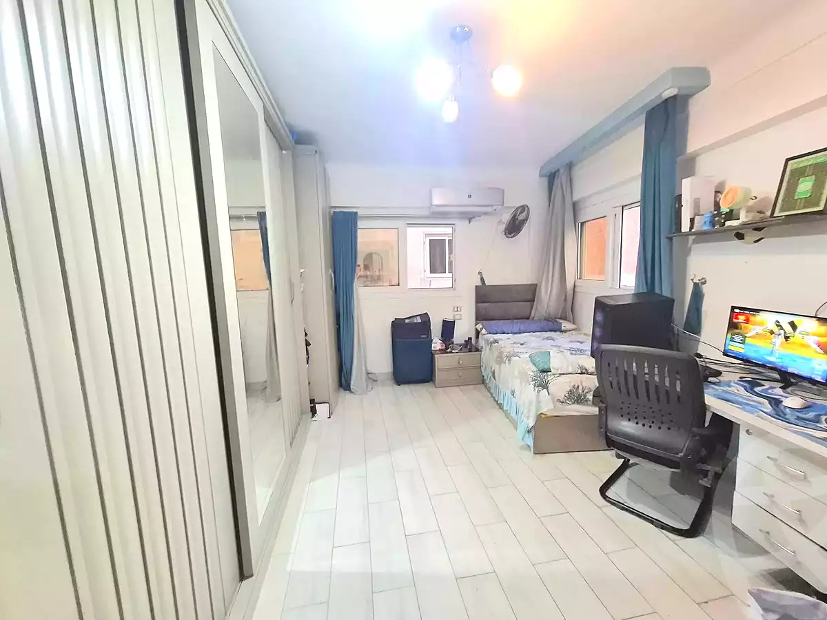 https://aqarmap.com.eg/ar/listing/7266874-for-sale-alexandria-sydy-bshr
