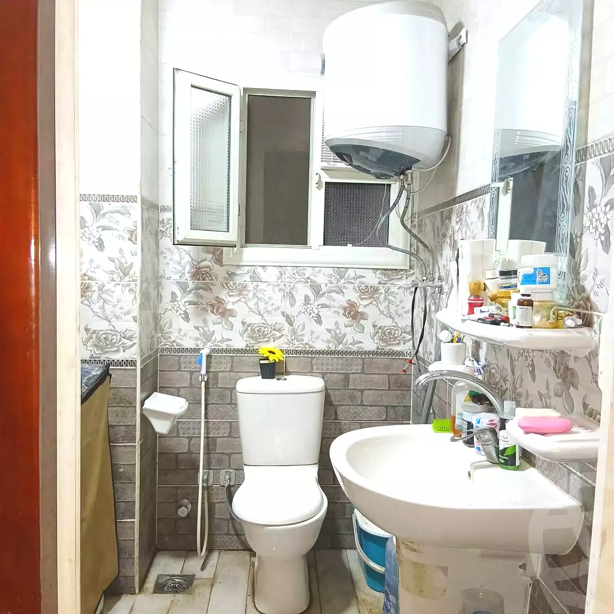 https://aqarmap.com.eg/ar/listing/7267284-for-rent-cairo-ain-shams-jsr-lswys